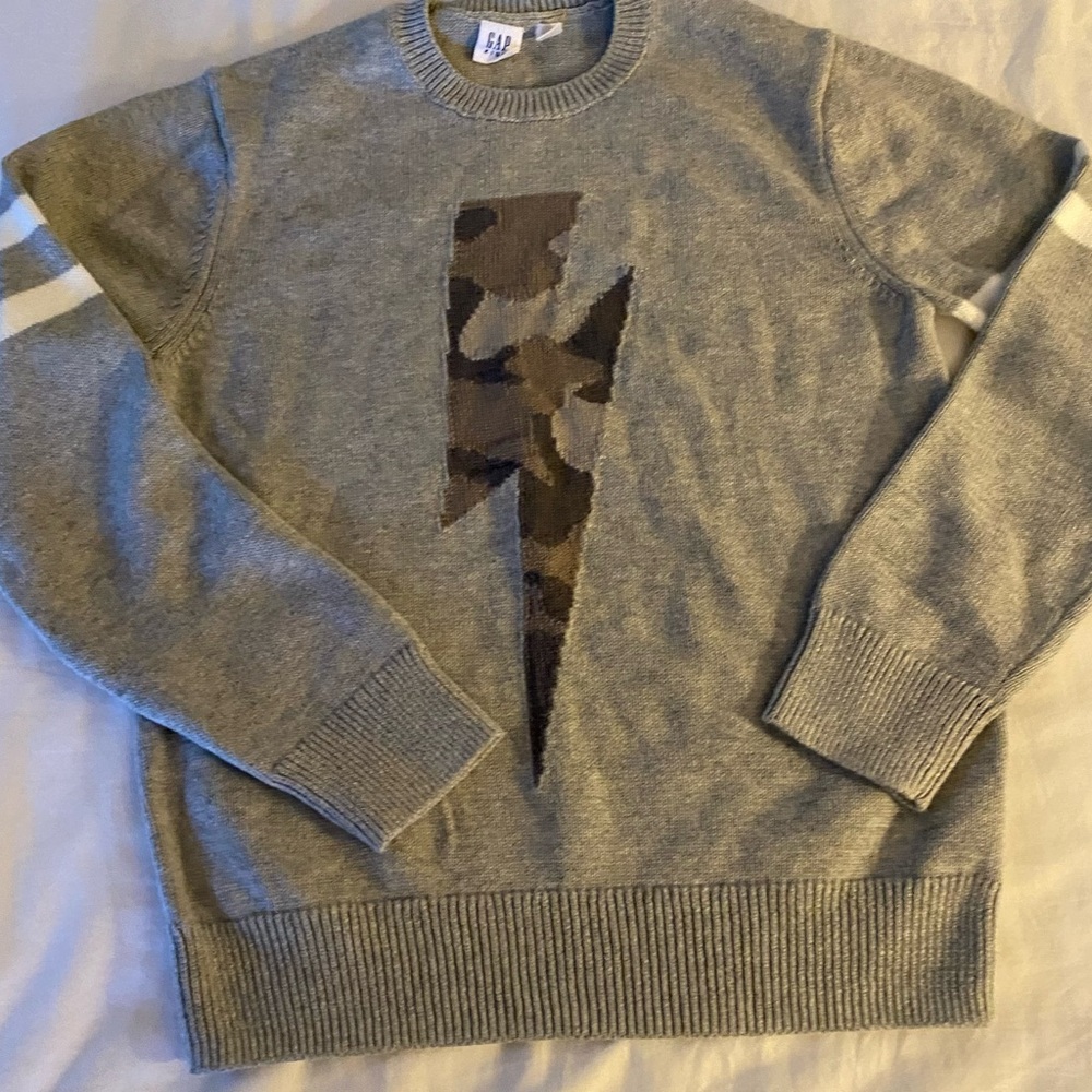 Gap sweater boys L (10) Gray Camouflage Lightning Bolt kid 100% cotton winter